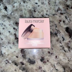 Laura Mercier Glow translucent powder mini size